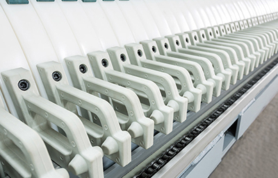 選擇廂式污泥壓濾機濾板的材質應該注意什么？