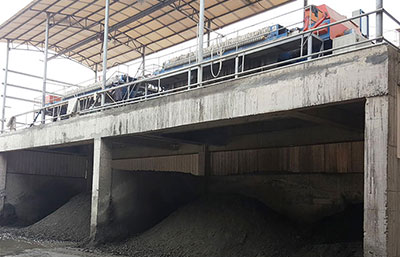 廂式壓濾機(jī)使用隔膜泵和螺桿泵哪個(gè)好