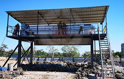 尾礦泥漿脫水壓濾機配置到位 環保再不費心