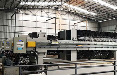 污泥壓濾機(jī)如何進(jìn)行造紙污泥壓濾處理