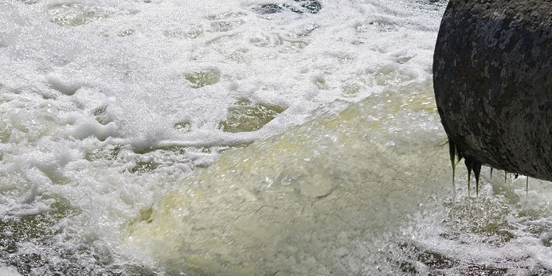 兩家企業(yè)超標排污 被各處罰款20萬元